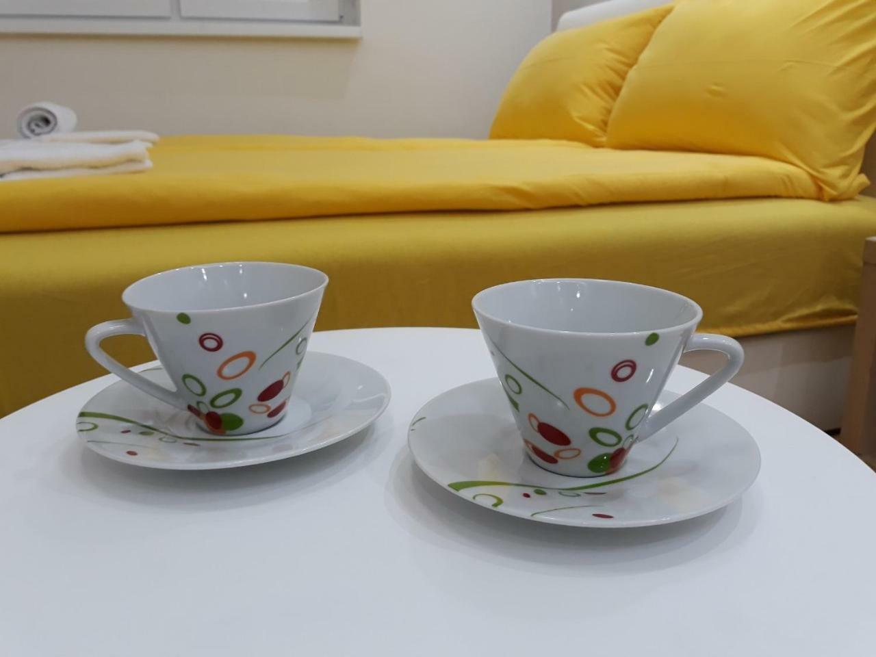 Sweet Yellow Apartment 베오그라드 외부 사진