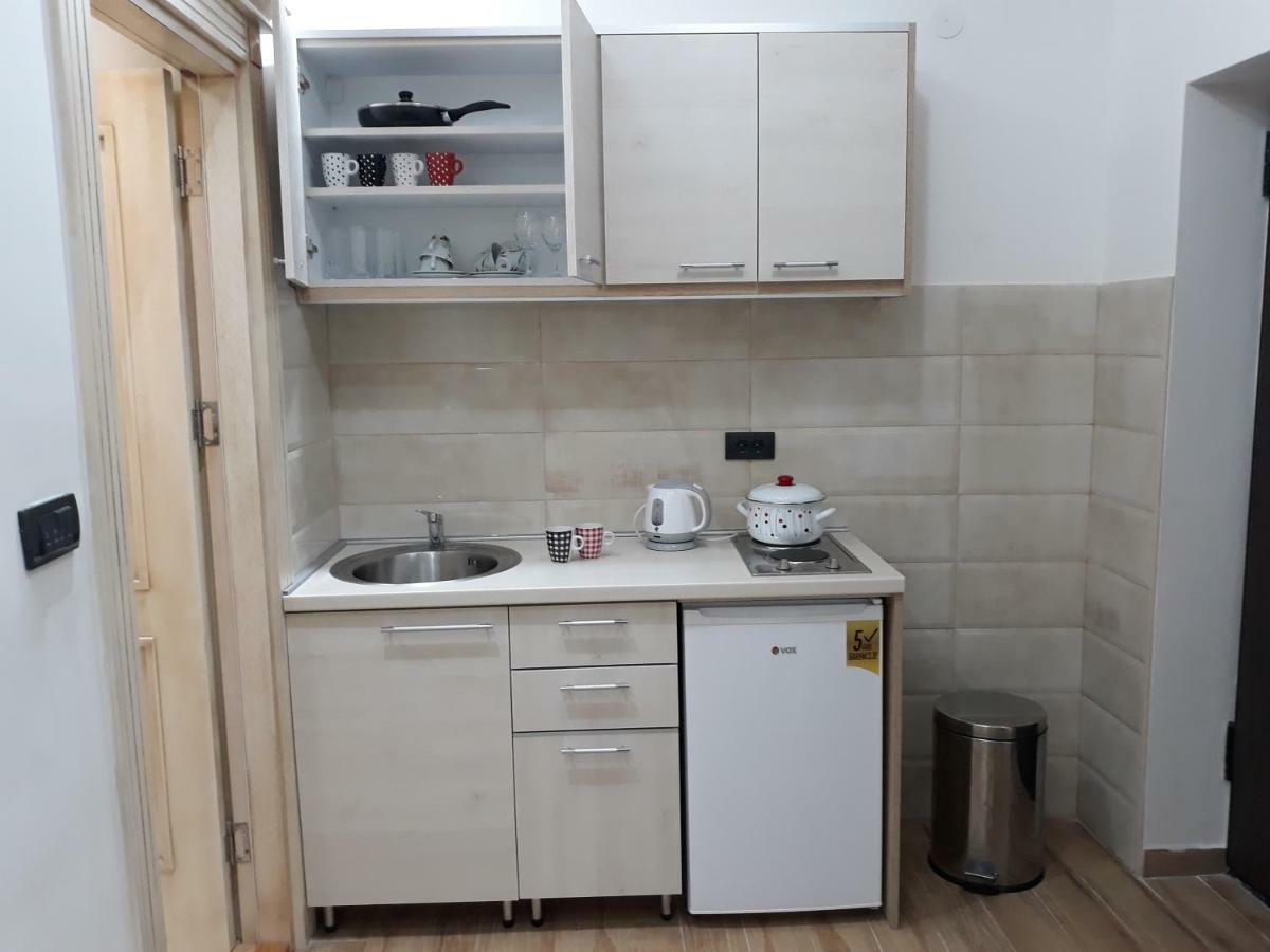 Sweet Yellow Apartment 베오그라드 외부 사진